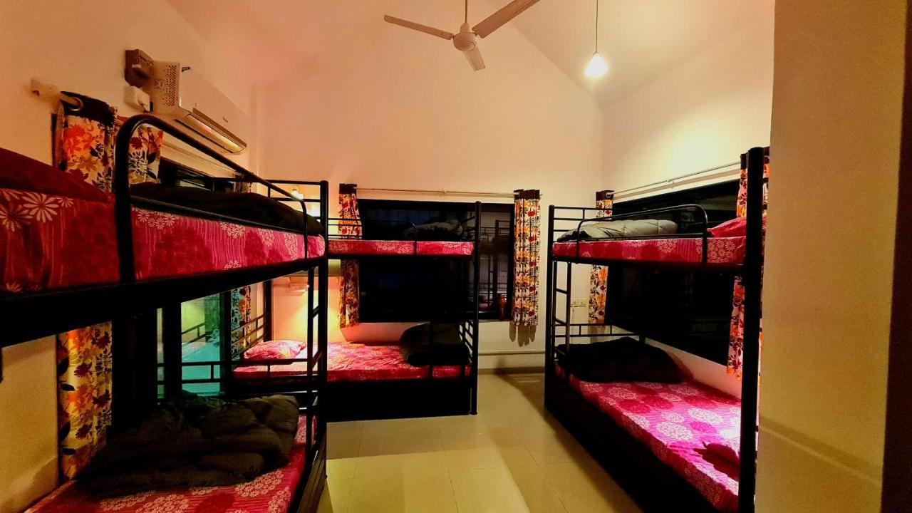 Lifespace- Spacious Hostel In A Luxurious Villa بونة المظهر الخارجي الصورة